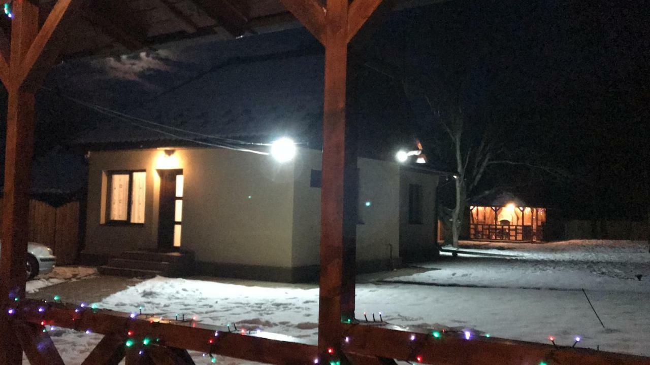 Вілла Casa Pricas Моєчу-де-Жос Екстер'єр фото