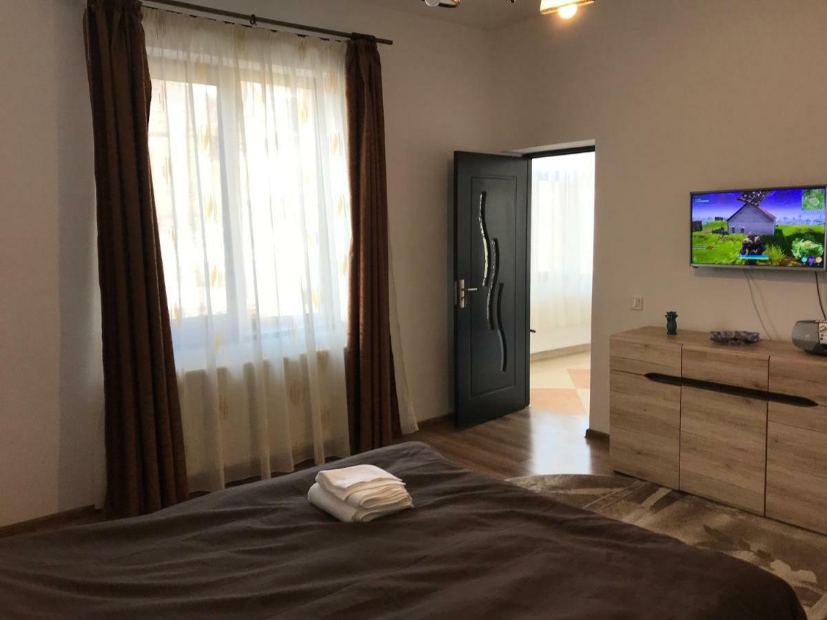 Вілла Casa Pricas Моєчу-де-Жос Екстер'єр фото