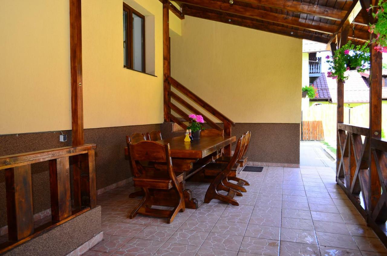 Вілла Casa Pricas Моєчу-де-Жос Екстер'єр фото